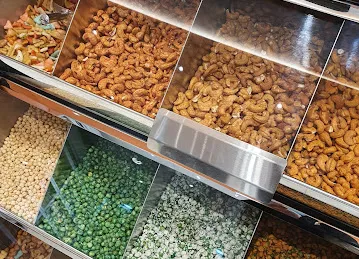 جراند بيك للحلويات والمعجنات GRAND BAKE SWEETE & PASTRIES