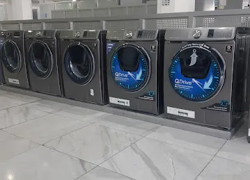 Juma Al Majid Samsung Showroom
