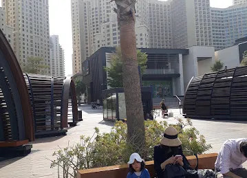 Jumeirah beach