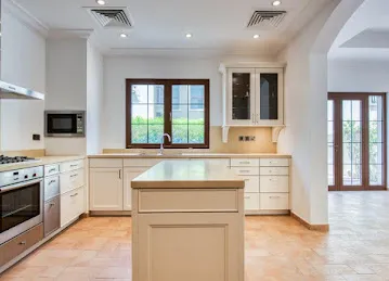 Jumeirah Golf Estates - Luxury Real Estate Broker