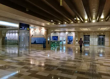 Jumeirah Lakes Towers Tram Station