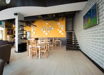 JUS T CAFE & RESTAURANT LLC