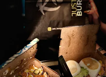 Just Burger Al muwiji