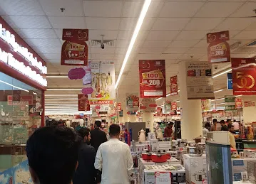 K.M. HYPERMARKET