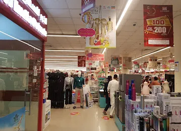 K.M. HYPERMARKET