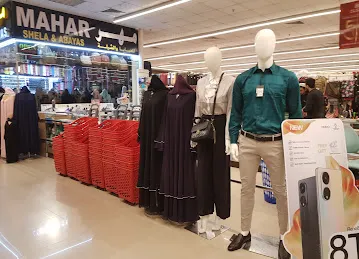 K.M. HYPERMARKET