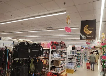 K.M. HYPERMARKET