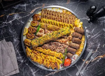 KABAB RAYHAN BAKERY AND RESTAURANTمطعم و مخبز كباب ريحان
