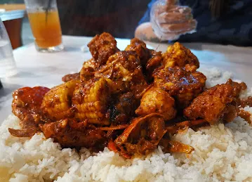 Kamayan Restaurant & Café