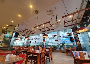 Kamayan Restaurant & Café