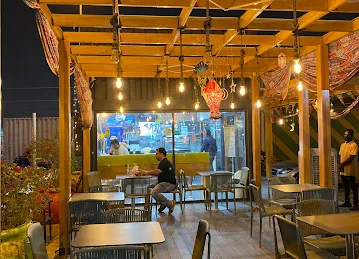 Kana cup restaurant