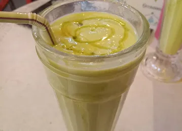 Kanz Al Madeena Cafeteria