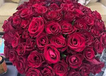 Karaz Flower Shop