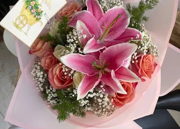 Karaz Flower Shop