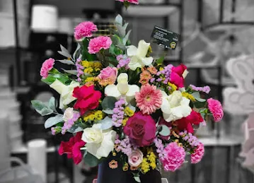 Karaz Flower Shop