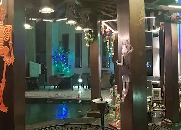 Kava pool bar