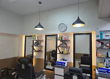 Kerala Salon - Gents Beauty Salon
