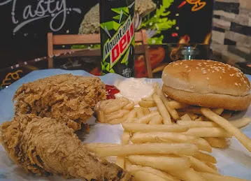 كافتريا الطبق الذهبي Golden plate cafeteria