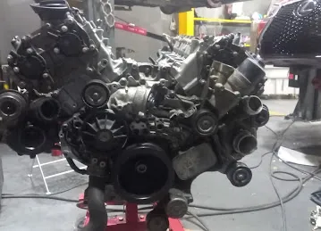 Khan auto garag
