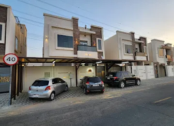 Khans Manzil