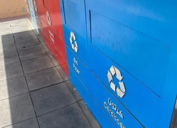 Khawaneej recycle center