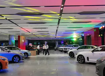 Kia Showroom - Sheikh Zayed Road \
