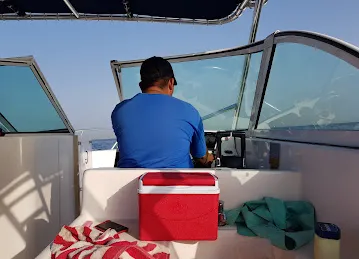 King Fisher Tours Leisure Yachts & Boats Rental LLC