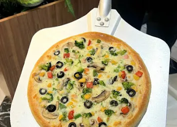KINGS VENTURES RESTAURANTS