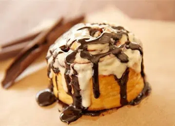 كنافه استور و سينابون رول cinnabon roll _ konafa store