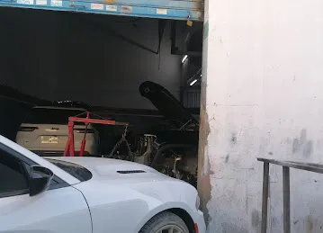 كراج أحمد شمر لصيانة السيارات