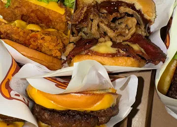 Krush Burger Nad Al Sheba (ENOC)