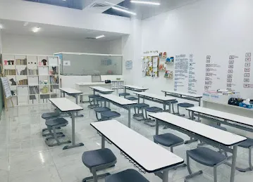 Kumon Maths & English / Dubai Hills Centre