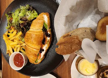 La Brioche Dalma Mall