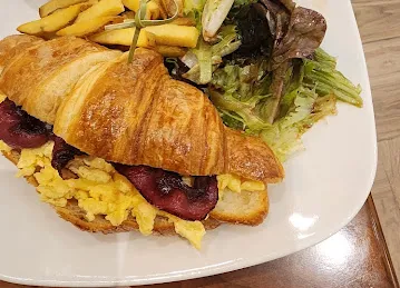 La Brioche Dalma Mall