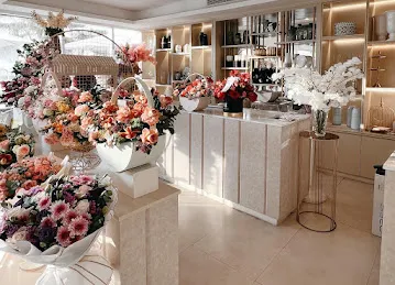 La Maison Gateau Cafe