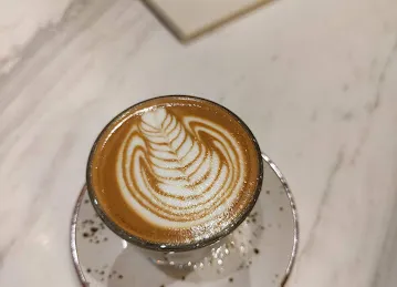 La Maison Gateau Cafe