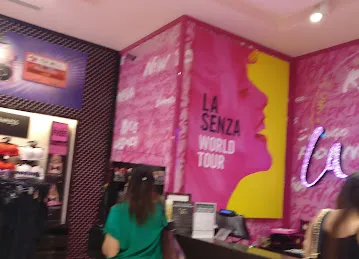 La Senza