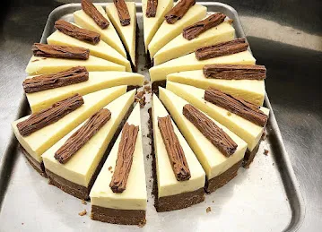 La Vanille Bakery & Cafe