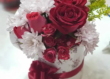 La Vie N Rose for flower لافي ان روز للزهور