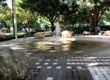 Lailak Park, Emirates Hills