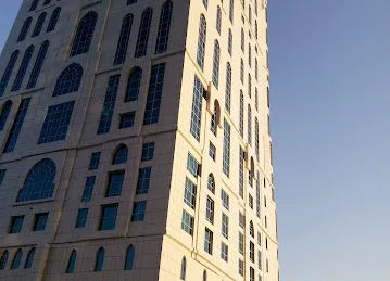 Lake point tower