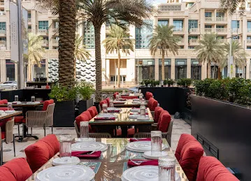Lalezar Restaurant and Cafe