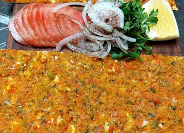 Lalezar Restaurant and Cafe