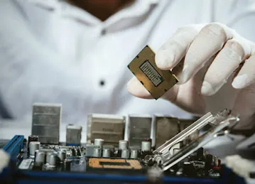 LAPTOP SERVICE CENTER IN DUBAI