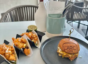 Larc cafe