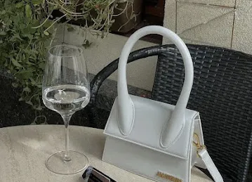 Last Chance Luxury Fashion Outlet