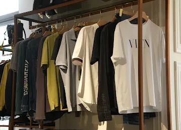 Last Chance Luxury Fashion Outlet