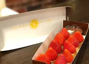 LAUREN CAFE