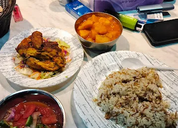 Layaly El-Helmeya Restaurant