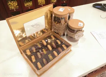 Le chocola فرع بين الجسرين